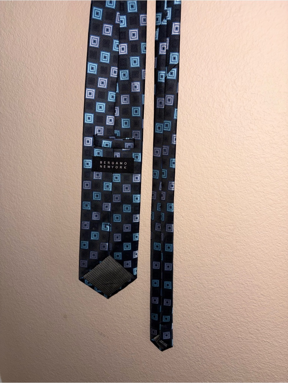 Bergamo New York neck tie formal geometric blue and black vintage preppy wear